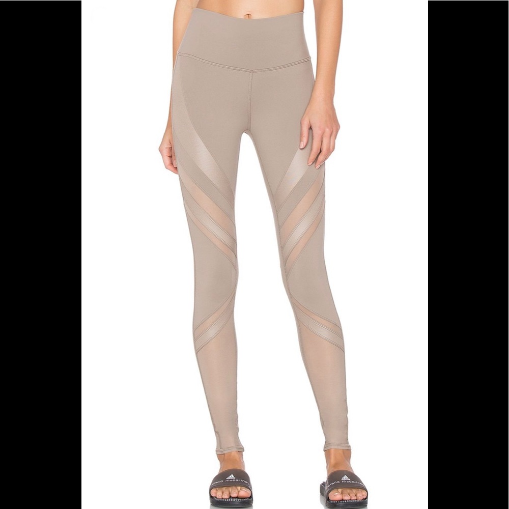 Alo Epic High Waist Leggings in Gravel